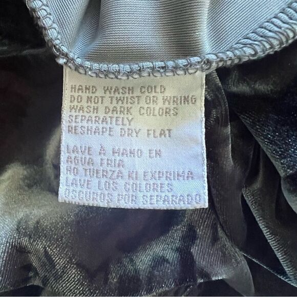 Vintage Ivy + Sage Green Floral Velour Button Front Top w/ pockets Cottagecore - Picture 7 of 7